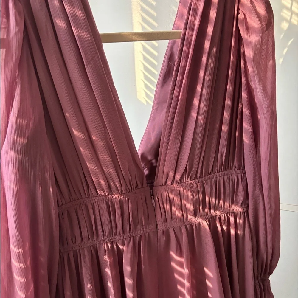 Gianni Bini Mauve Pink Maxi Dress Size 4 NWOT - Deep V Neck Long Sleeve Bohemian